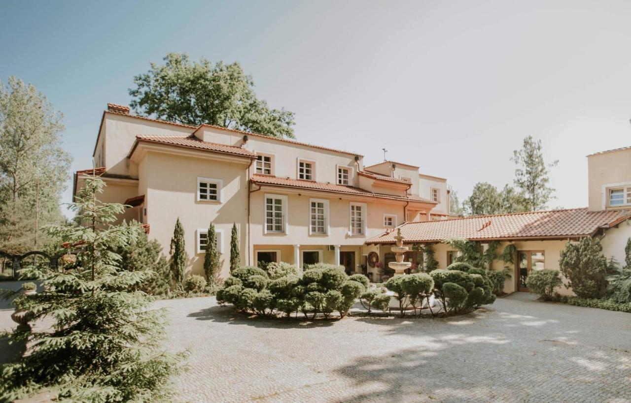 Villa Toscana Warszawa المظهر الخارجي الصورة