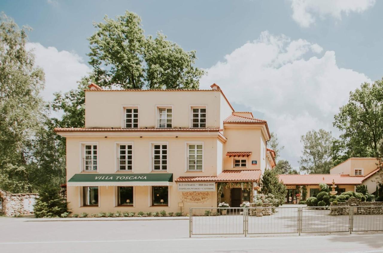 Villa Toscana Warszawa المظهر الخارجي الصورة