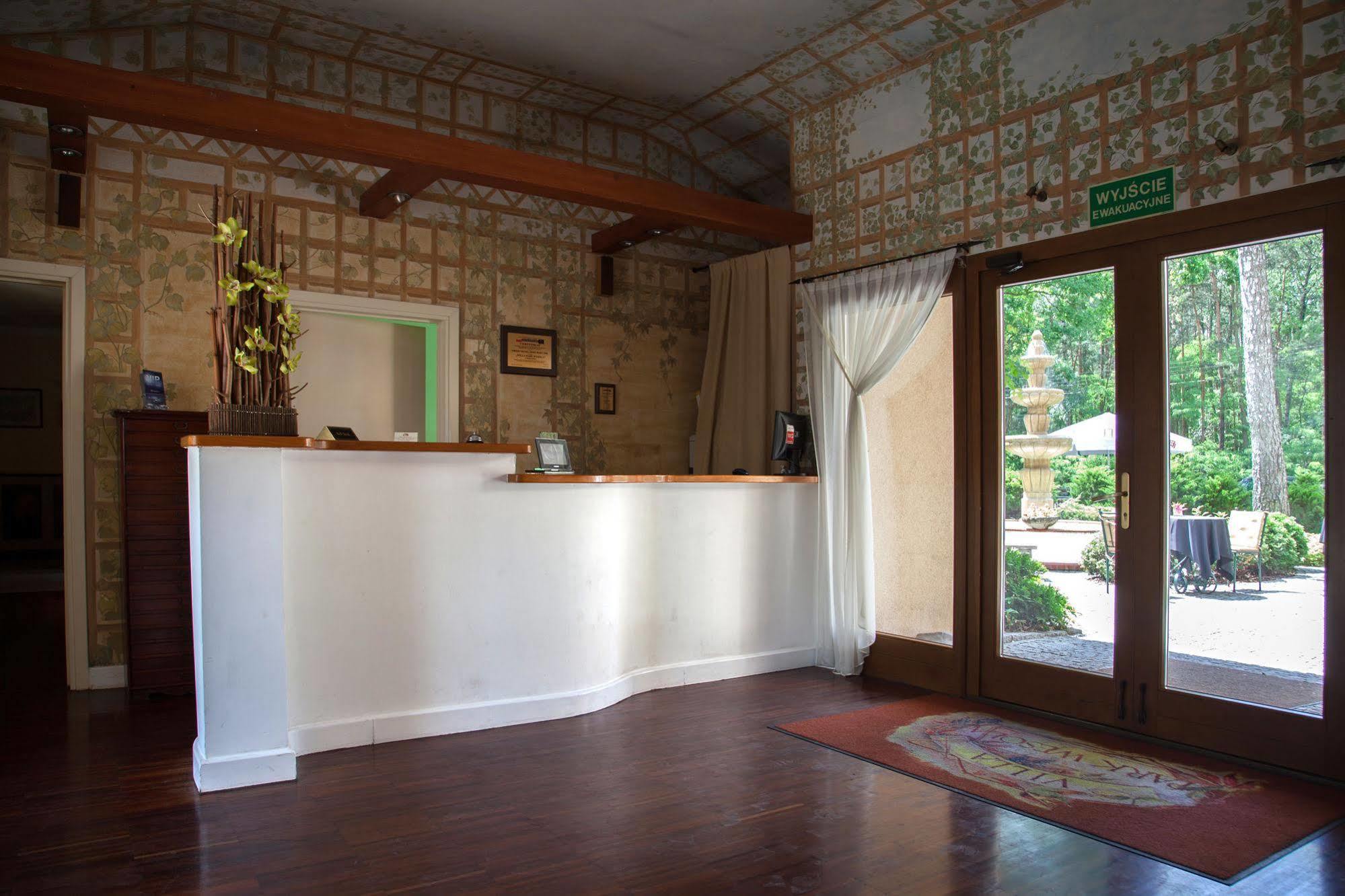 Villa Toscana Warszawa المظهر الخارجي الصورة